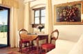 Hotel / Bed and Breakfast in Florence, Tuscany, Italy. Lodging at Villa Montartino.