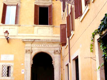 Self catering holiday flat, Rome, Italy