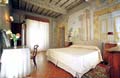 Vacation rental apartments to rent in Florence, Tuscany, Italy. Villa le Piazzole.