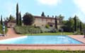 Apartments to rent in Tuscany - Italian holiday accommodation in Tuscan wine country.