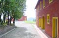 Farmhouse il Castello - holiday apartments in the Tuscan wine and oil countryside.