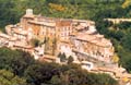 Vacation rentals in Italy. Rent a unique and historic 17th century palace to the north of Rome, close to Orvieto and Umbria.