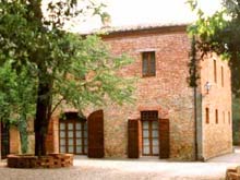 Tuscan holiday rental apartments and country cottages